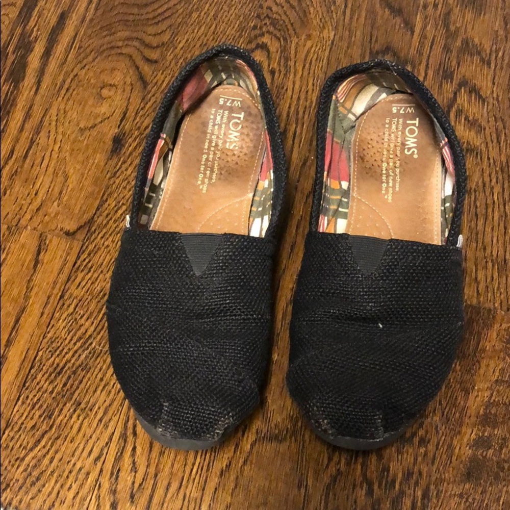 Toms shoes